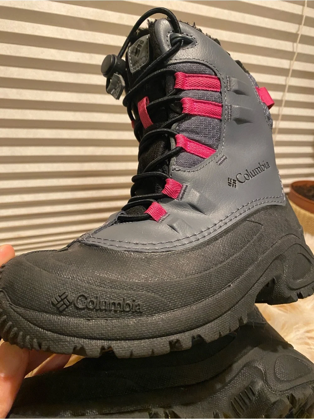 Columbia Youth Bugaboot Celsius Waterproof Winter Snow Boots - Size 1 Youth